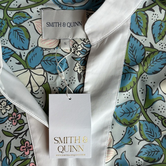 The Eliza Top - French Lily tunic from Smith & Quinn size S wrinkle free!! - Picture 5 of 10